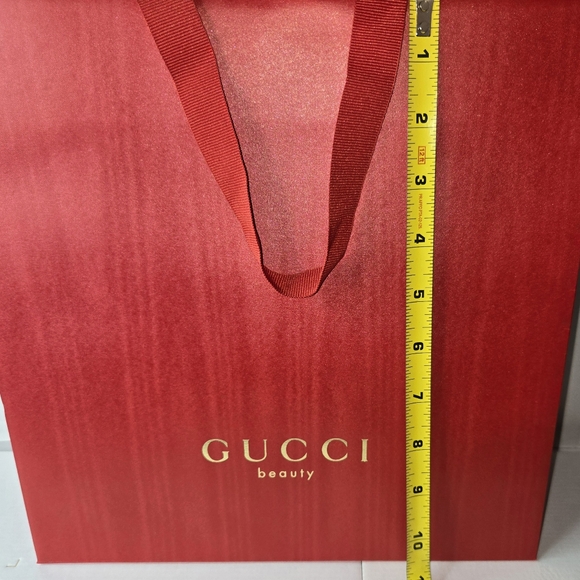 Gucci Beauty Red Woodgrain Pattern Gift Bag - Picture 7 of 16
